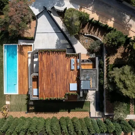 Villa Rosa *